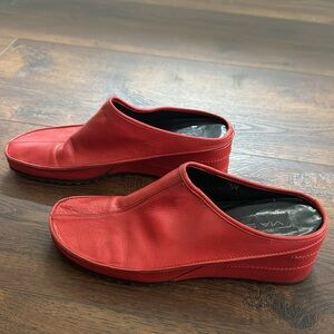 Via Spiga RED leather mules size 7